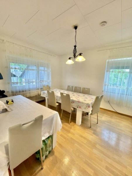 Waldshut-Tiengen Attraktive 3-Zimmer-Wohnung mit Balkon und Stellplatz zu vermieten Wohnung mieten